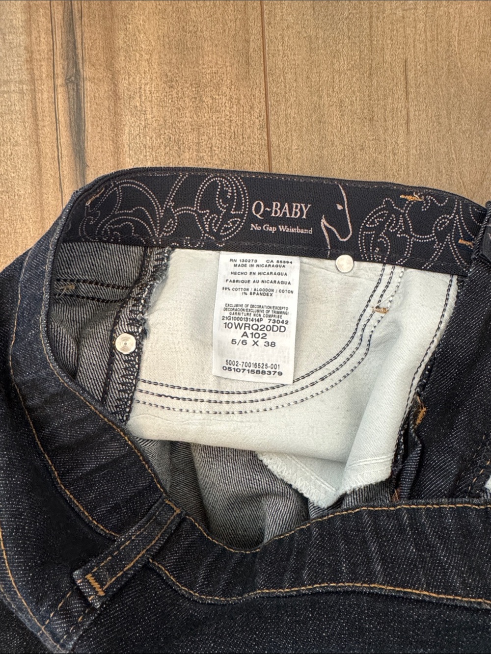 Wrangler Q Baby jeans. Size 5/6. 38” inseam - Picture 4 of 7